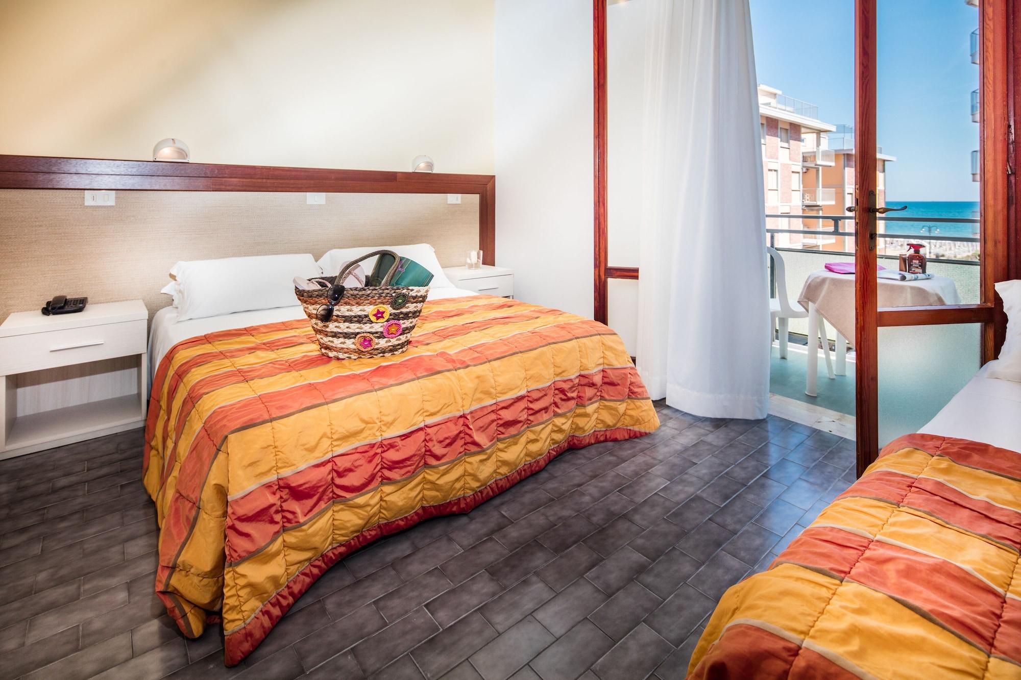 Hotel Bettina Lido di Jesolo Dış mekan fotoğraf
