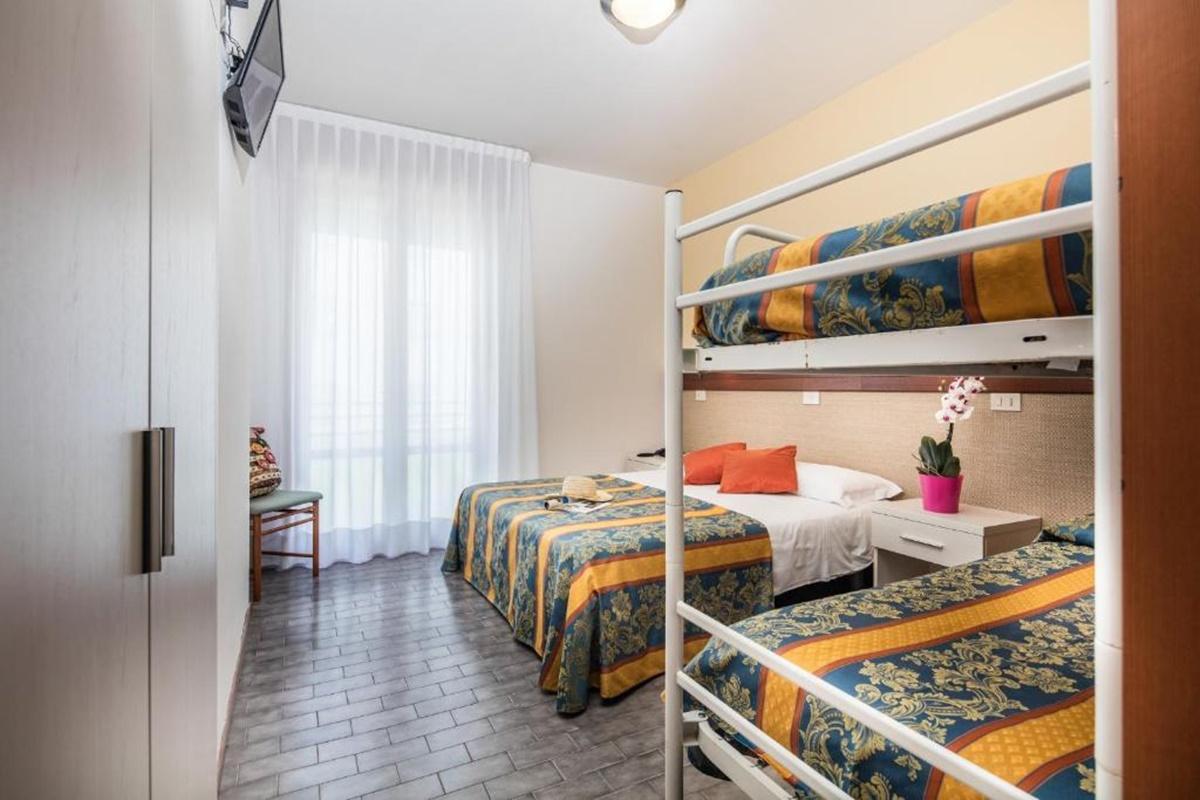 Hotel Bettina Lido di Jesolo Dış mekan fotoğraf