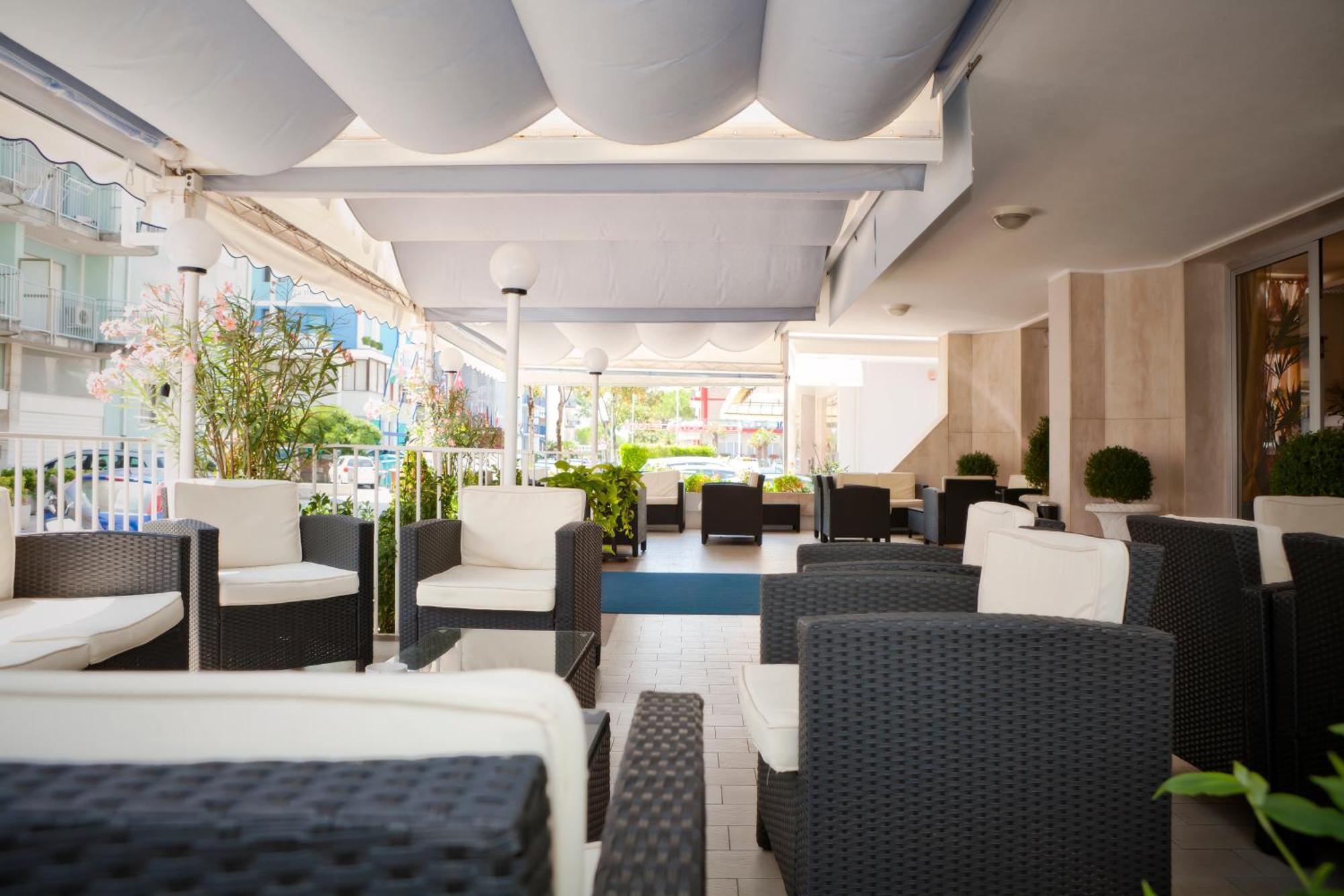 Hotel Bettina Lido di Jesolo Dış mekan fotoğraf