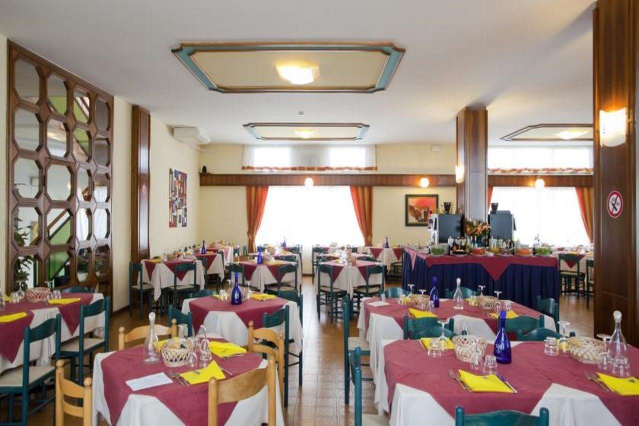 Hotel Bettina Lido di Jesolo Dış mekan fotoğraf