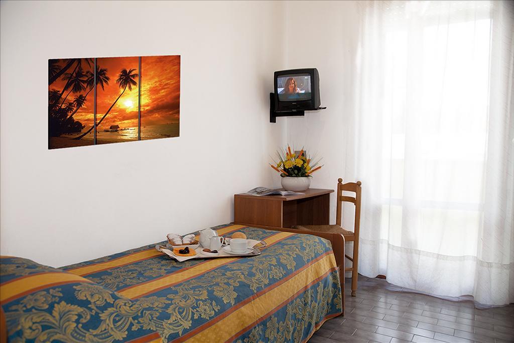 Hotel Bettina Lido di Jesolo Dış mekan fotoğraf