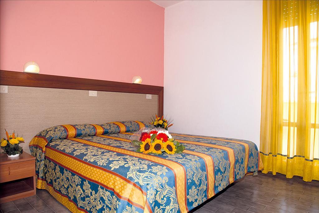 Hotel Bettina Lido di Jesolo Dış mekan fotoğraf